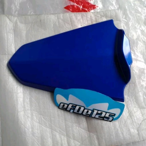 Sambungan Body Belakang Shogun 125 Robot FL 125 Biru