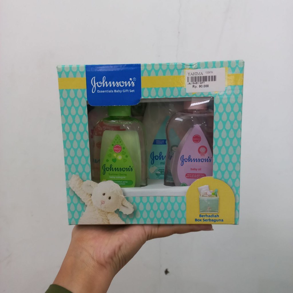 JOHNSON'S BABY GIFT SET