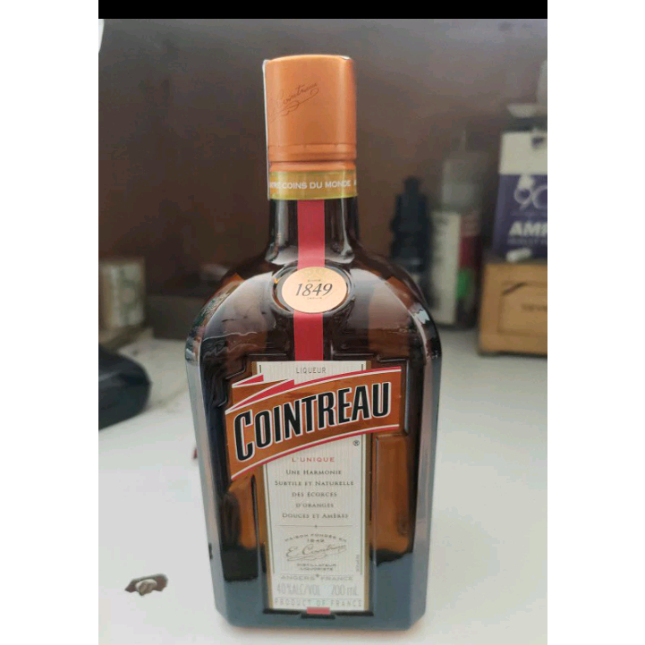 

kontrui