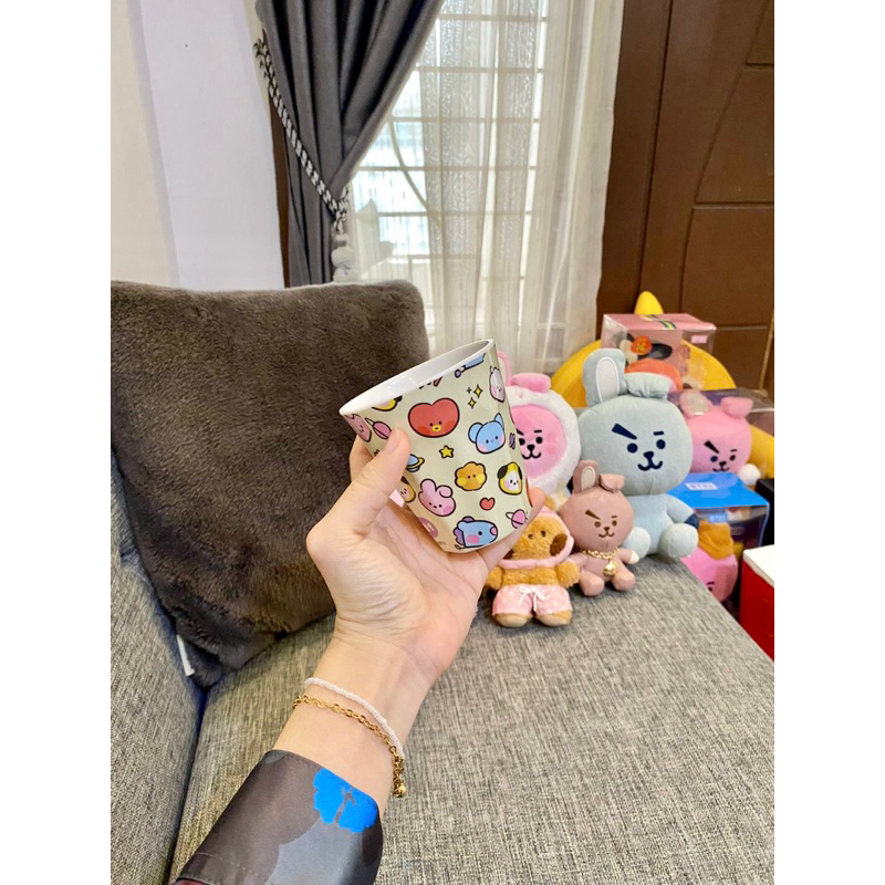 Cangkir Minini BT21 Official LINE Store