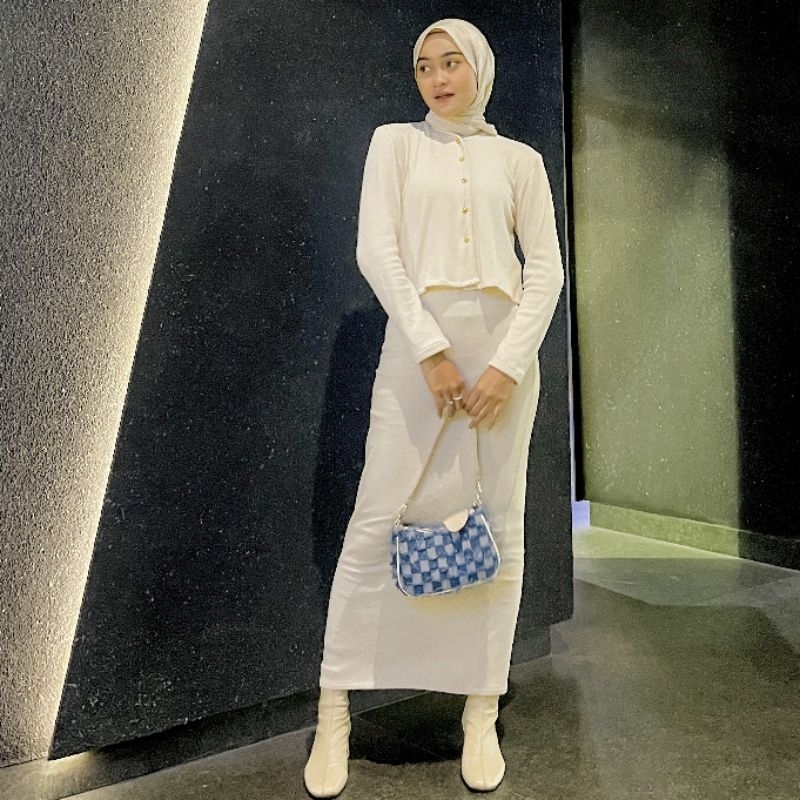 Natti - Kaira Set Setelan Oneset Wanita Ribbed Knit Cardigan Crop Lengan Panjang Rok Highwaist Korea