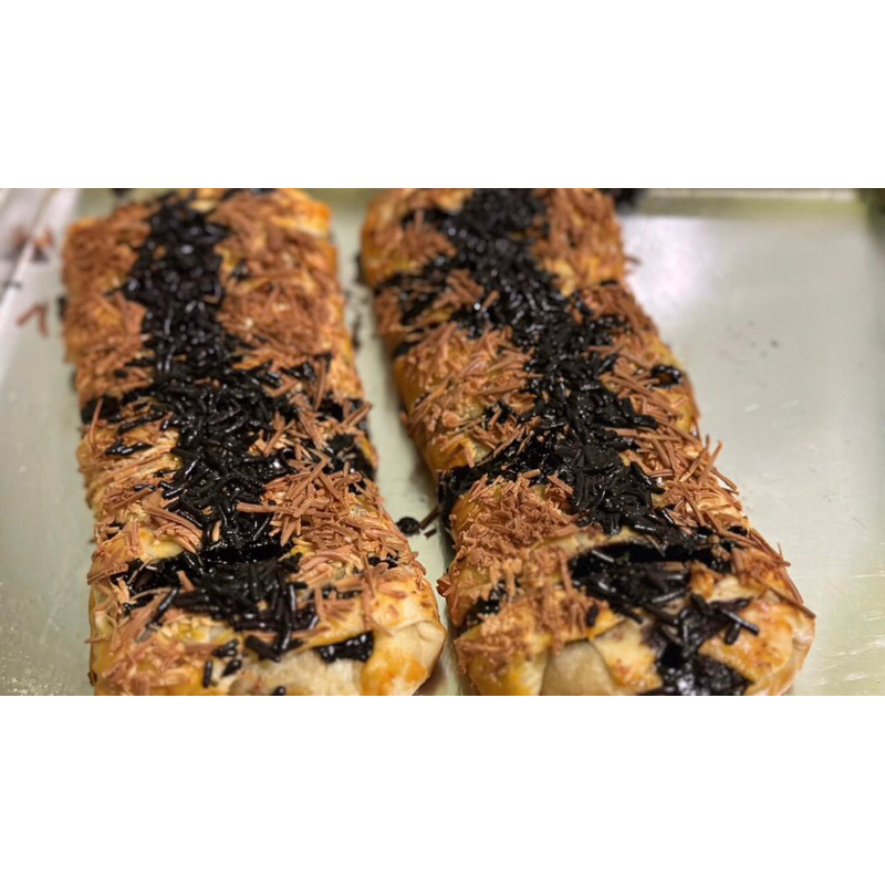 

Banana choco strudel homemade premium