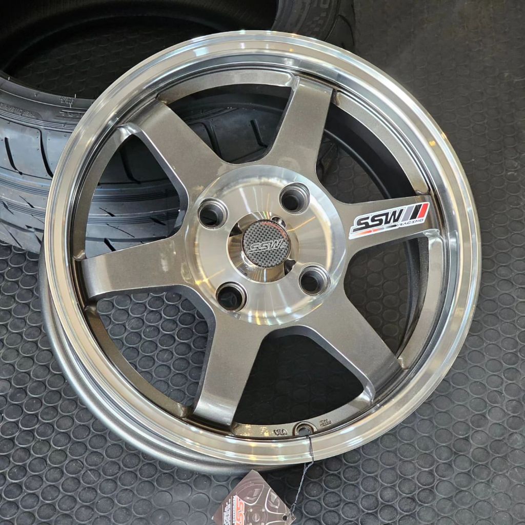 Volk Rays Te37 Ring 15 Lebar 6,5 ET 40 PCD 4x114 velg mobil avanza xenia livina r15 velg SSW S205