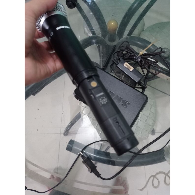 mic wireless shure svx4 bekas normal