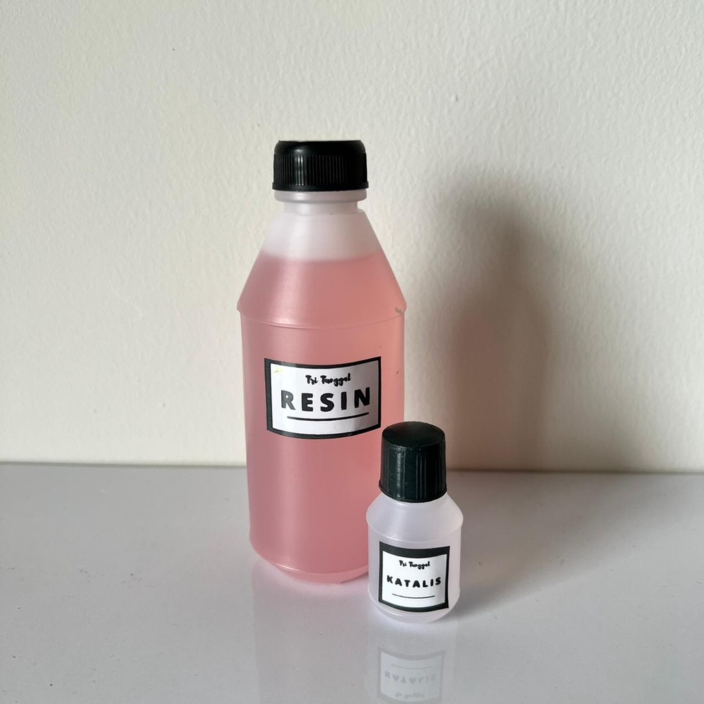 RED Polyester Recine RESIN MERAH 100 ml + 10 ml Katalis GRP Glass Reinforced Plastic Catalyst Catali