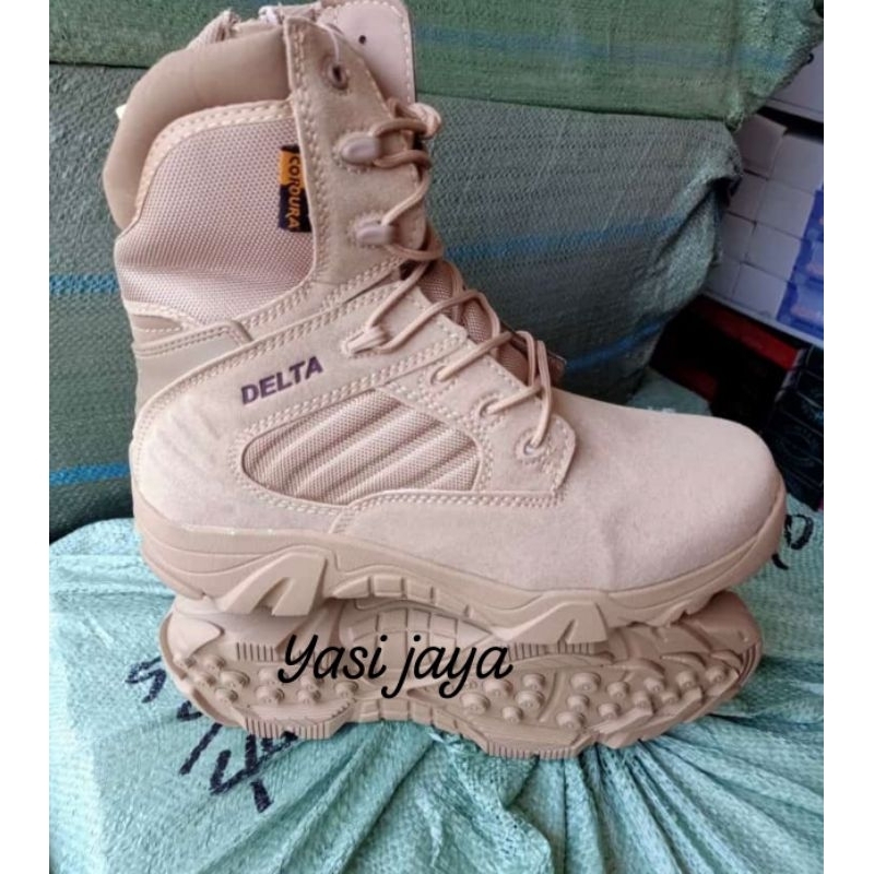 sepatu PDL delta crem