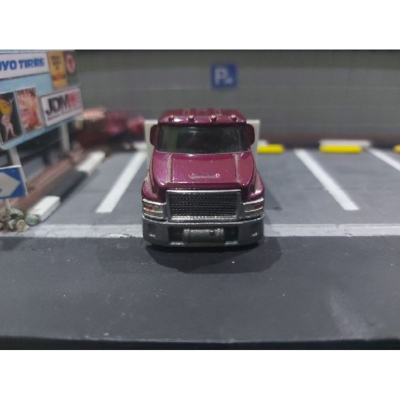 Hotwheels Towing Truck Merah loose