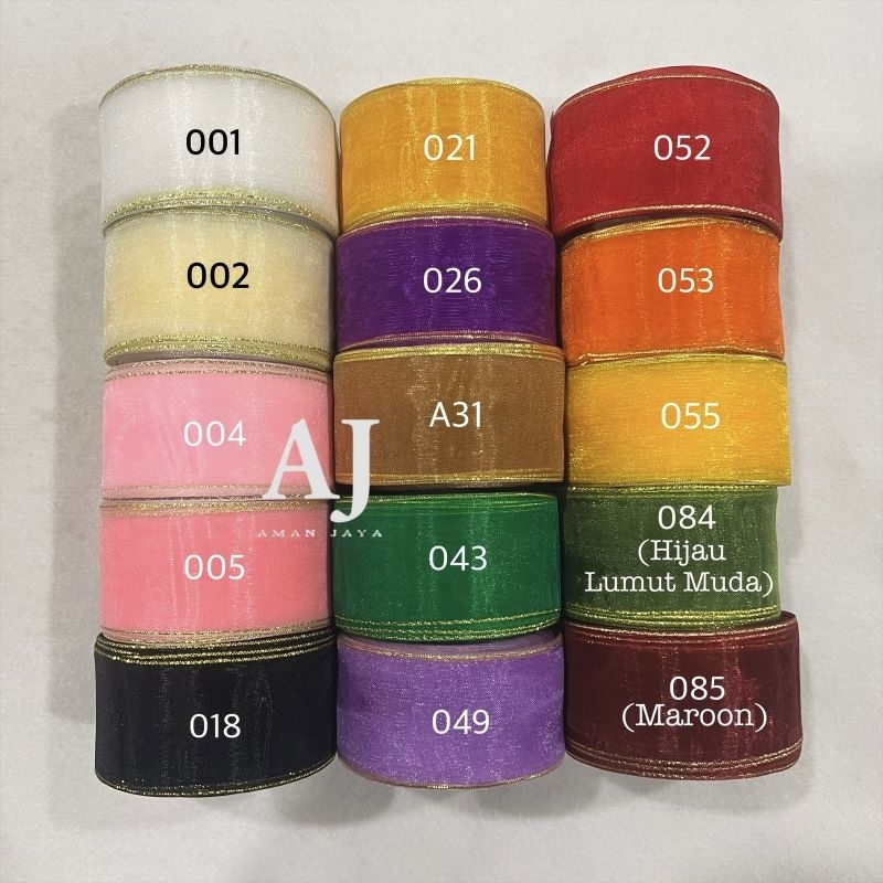 

Pita Organdi List Emas 1,5 Inch / 4 cm (20 YARD)