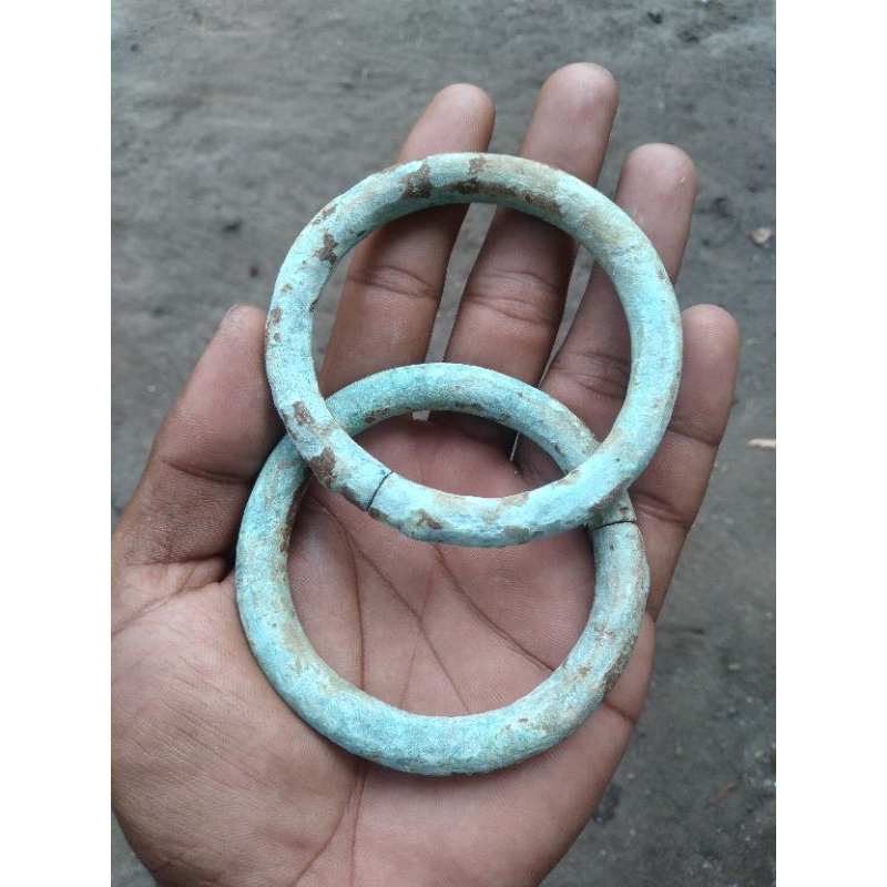 Gelang temuan kuno