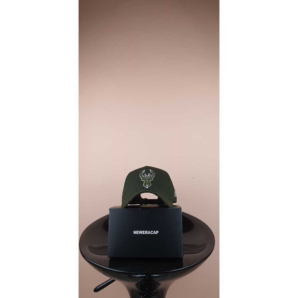 Milwaukee Bucks hijau logo hijau Topi Pria Baseball Snapback Polos Wanita Unisex Premium