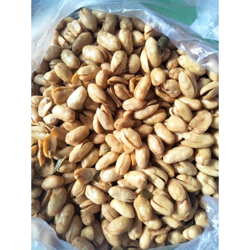 

Kacang Bawang Kacang Goreng Rasa Bawang gurih dan renyah