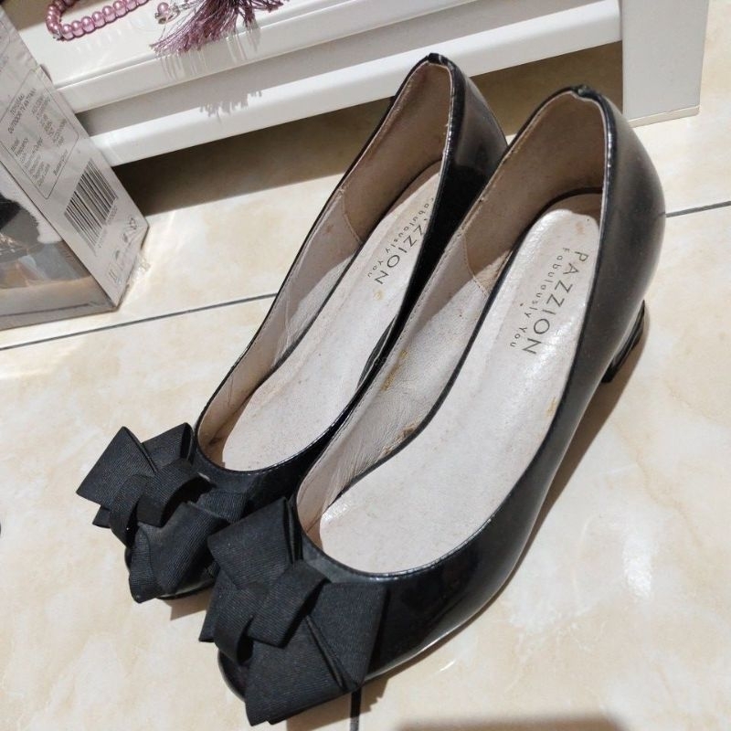 sale preloved sepatu pazzion