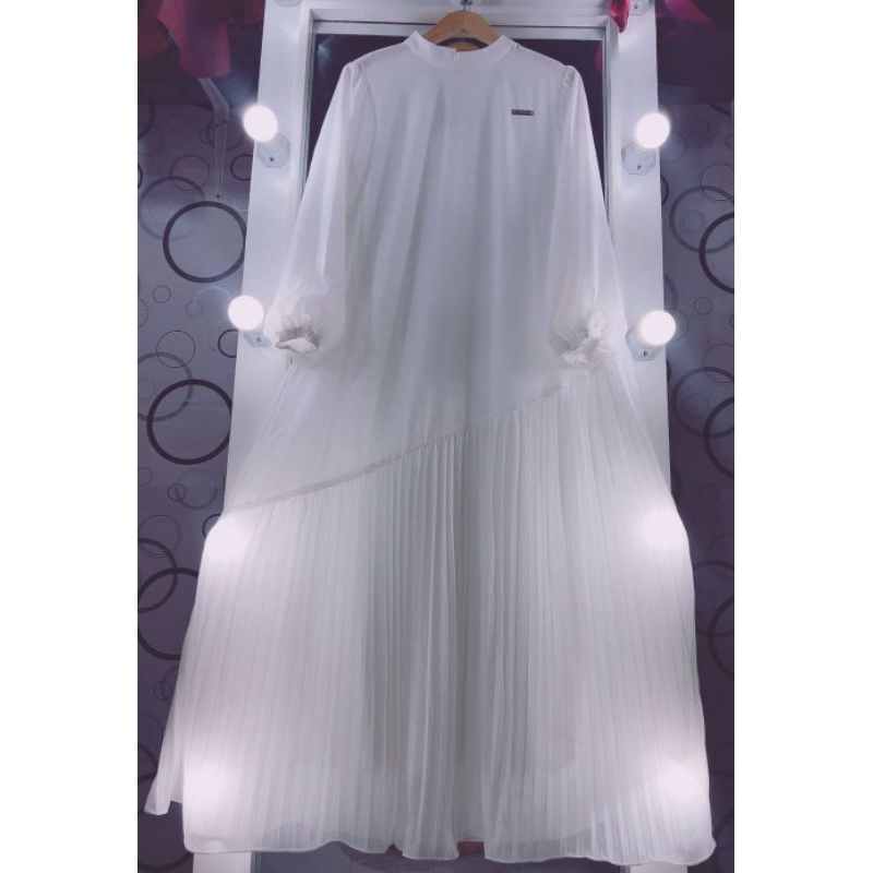 Dress Prisked zig-zag Shellasaukia