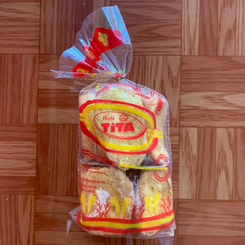 

ROTI KERING TITA