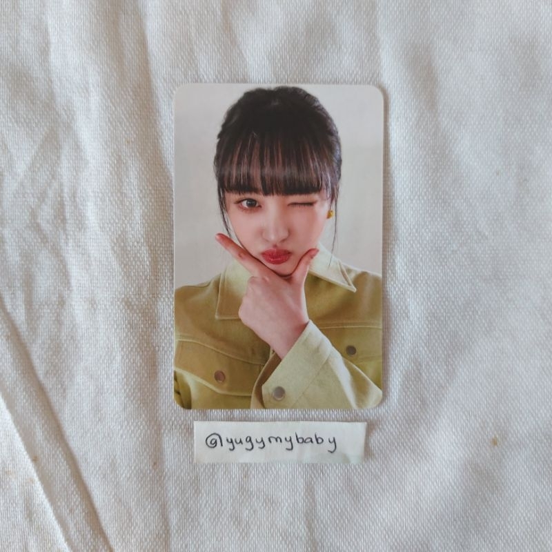 IVE LIZ PC PHOTOCARD CORN SILK TEA