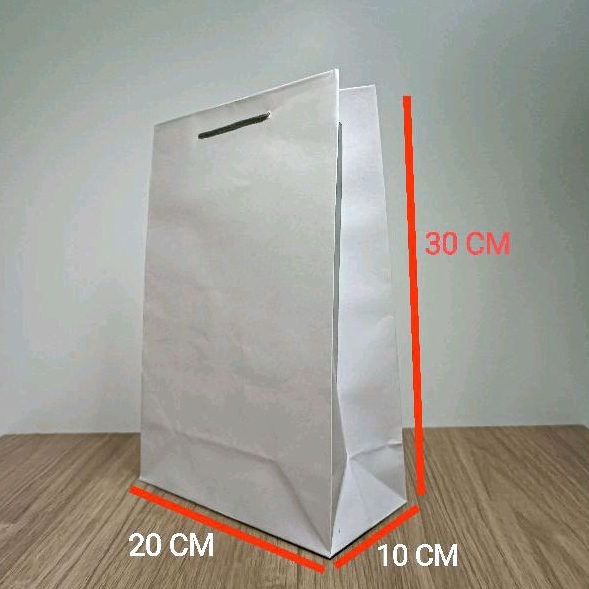 

Paperbag Polos Putih R6 Panjang size 20 x 10 x 30 ( P x L x T) Tas Kertas, Tas Hajatan, Tas Souvenir, Ta Songgong