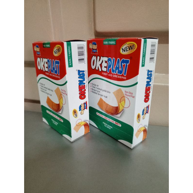 Plester luka Oke Plas jual/pak isi 100 picis
