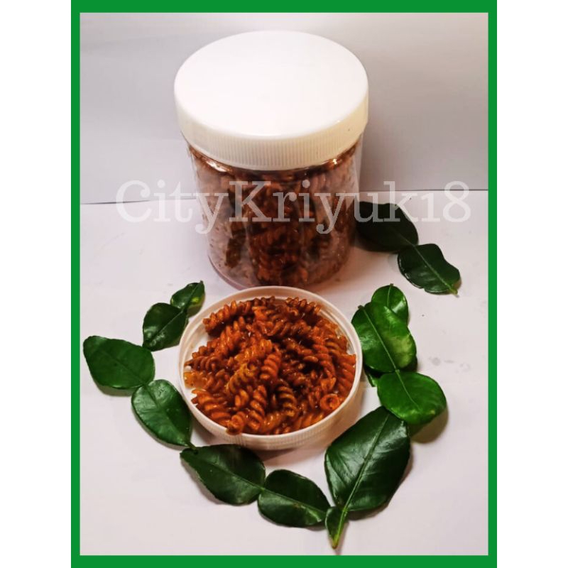 

Makaroni Spiral Viral Pedas Daun Jeruk Kemasan Toples 600ml Makaroni Spiral Original Daun Jeru