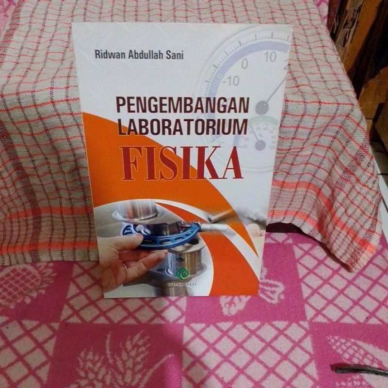 pengembangan laboratorium fisika