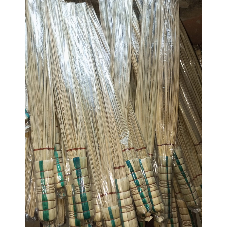 SAPU TEBAH KASUR BESAR / Tebah Kasur Rotan