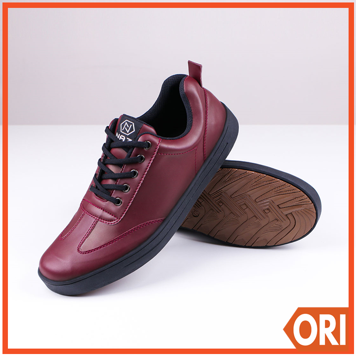 Sepatu Kets Pria Casual Kulit Sneakers Shoes Cowok Original - Dalton