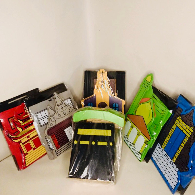 Maket Rumah Ibadah dan Miniatur Ka'bah