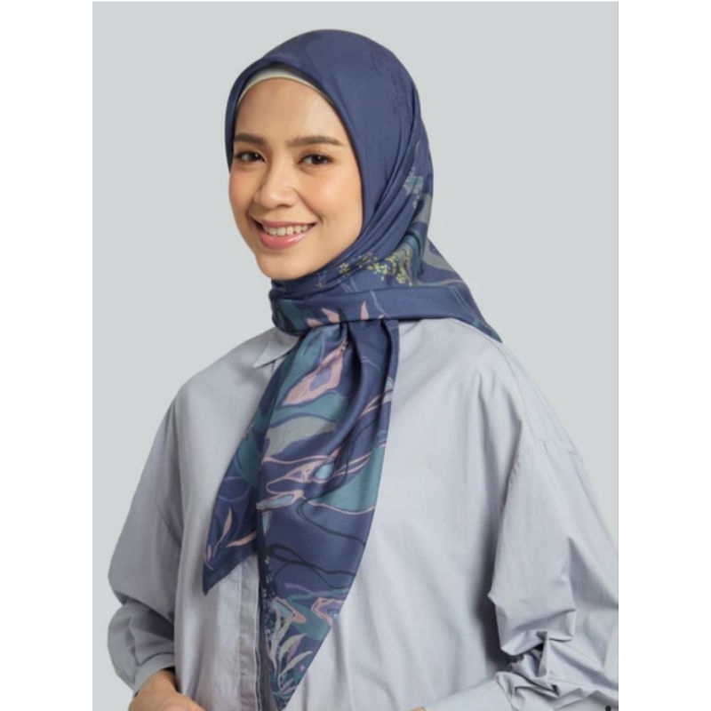 Sale#diskon#Preloved Kamiidea scarf , Minka scarf , cobalt, biru navy