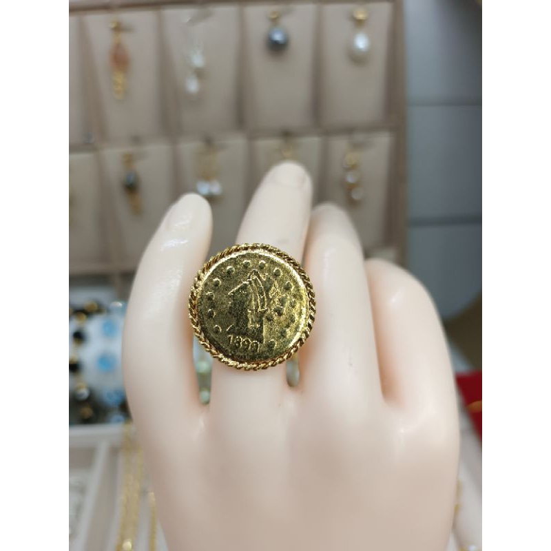 Cincin koin lilit lapis emas