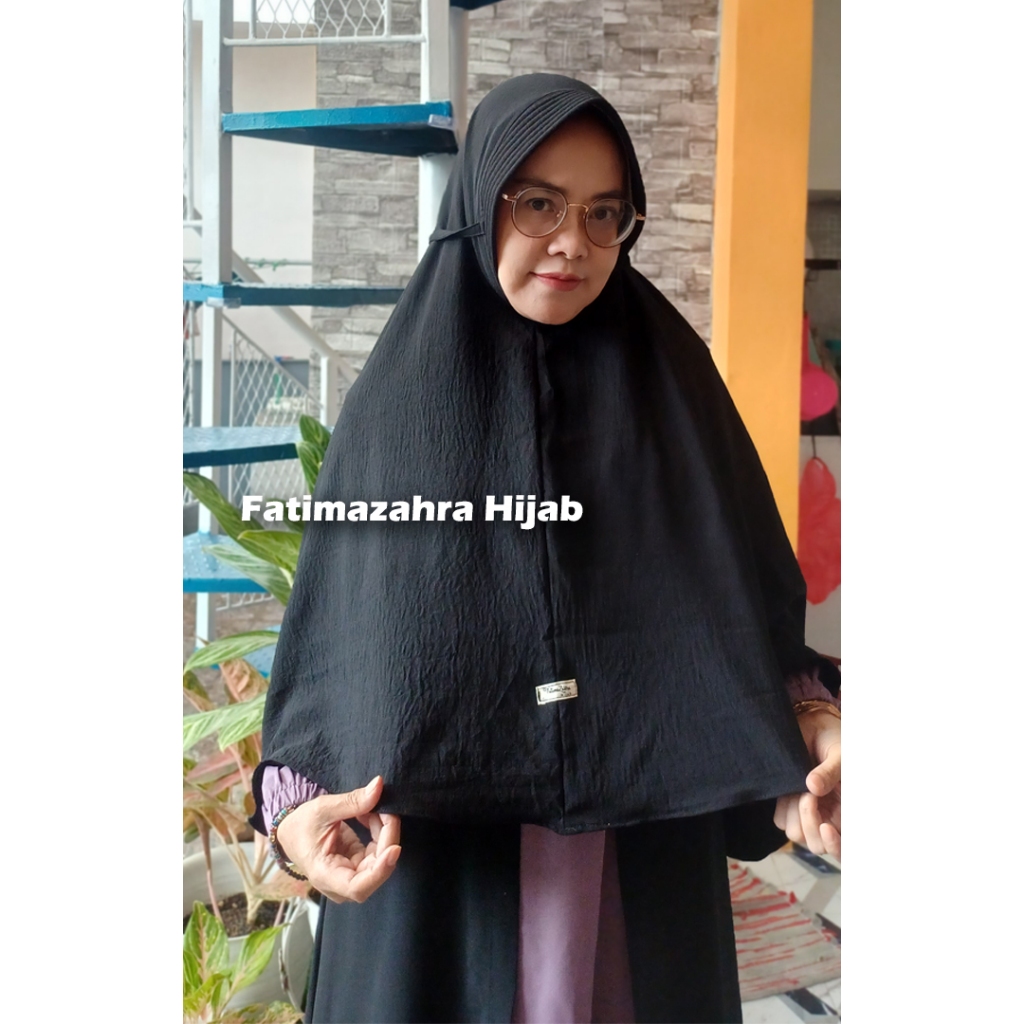 Hijab Bergo Hamidah bahan crinkle airflow premium ukuran XL - Hitam