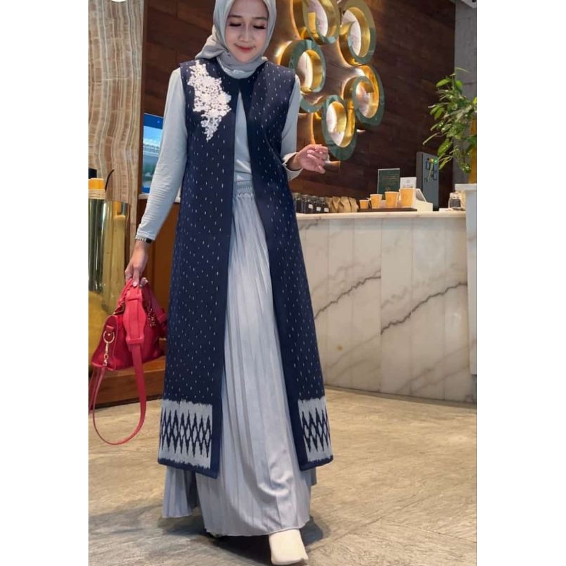 outer panjang tenun biru dongker