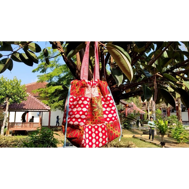 Tas serut kain perca