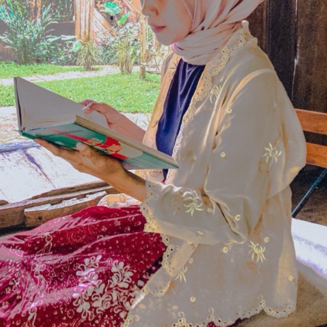Kebaya Lawas | Encim, Kartini, Peranakan