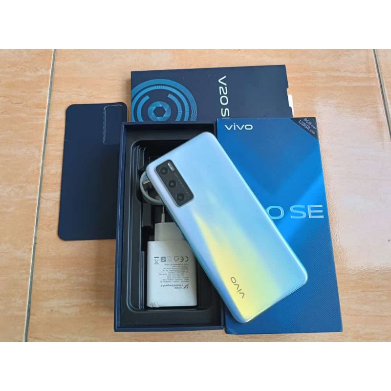 VIVO V20 SE RAM 8/128 FULLSET ORIGINAL SECOND BEKAS