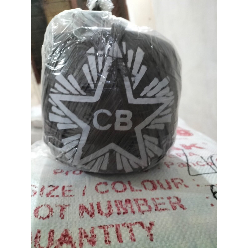 

TALI RAFIA “CB” GULUNGAN FULL 1 KG / TALI HITAM