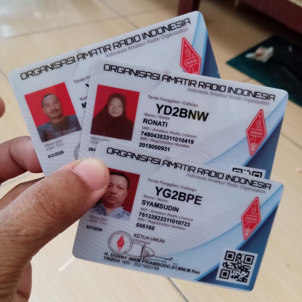 

Kartu Nama 1d C4rd / Kartu Member / Kartu Tanda Anggota Bahan PVC Tebal
