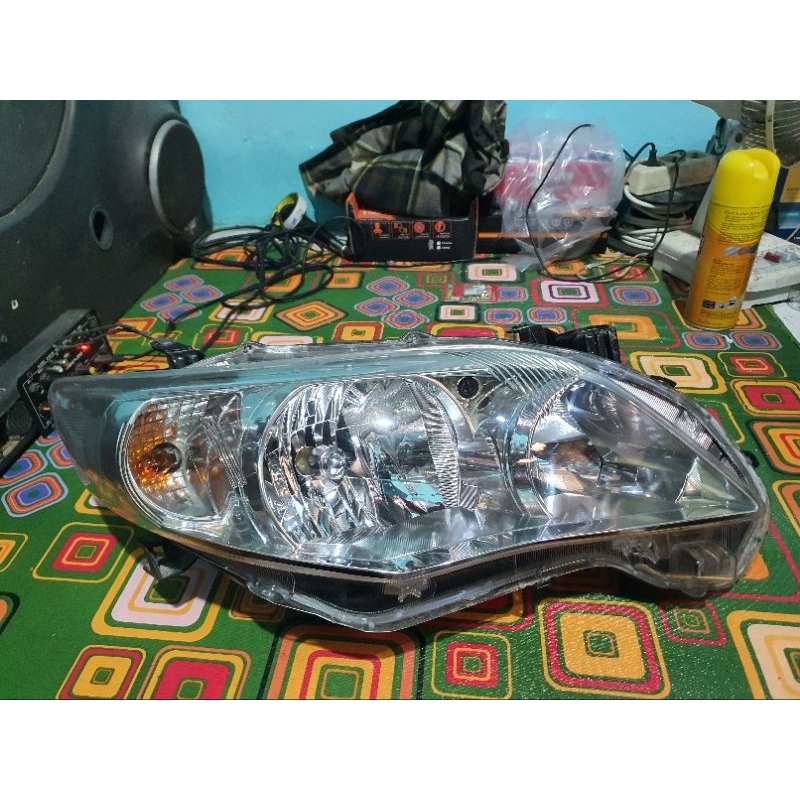 headlamp altis 2009-2011