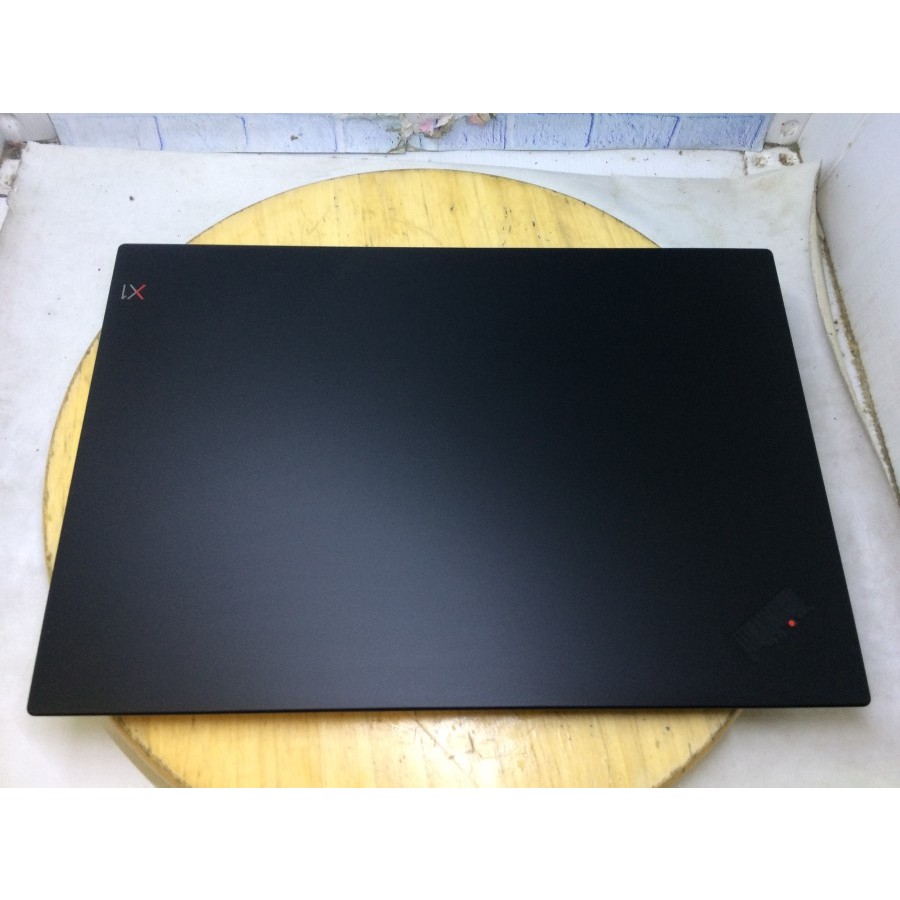 LENOVO THINKPAD X1 EXTREME I7 8750H 512GB SSD 16GB RAM FHD GTX 1050 Ti