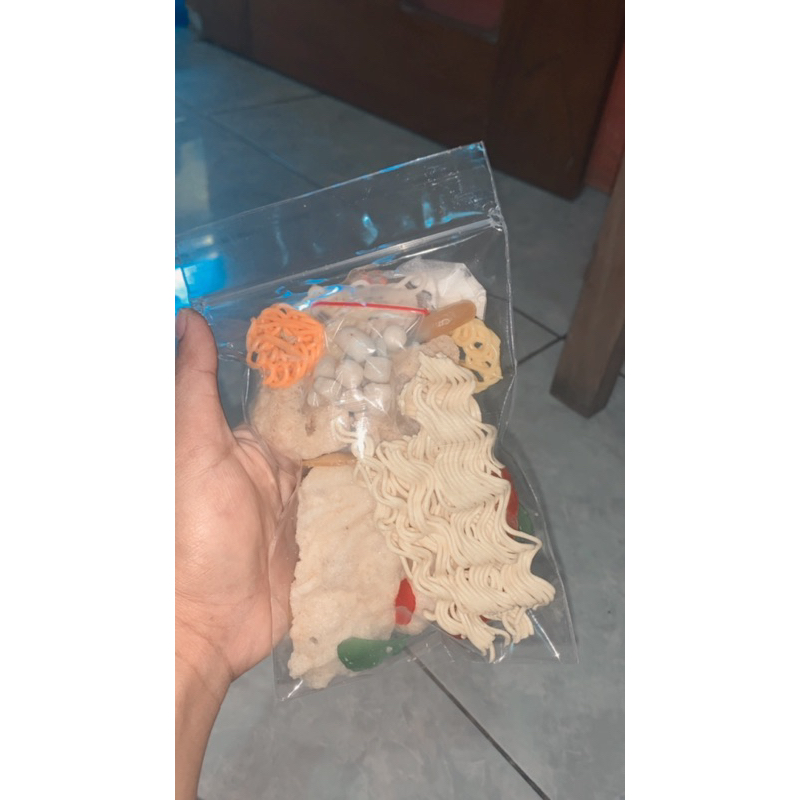 

Seblak Mie Kerupuk Cuanki Instan + bumbu
