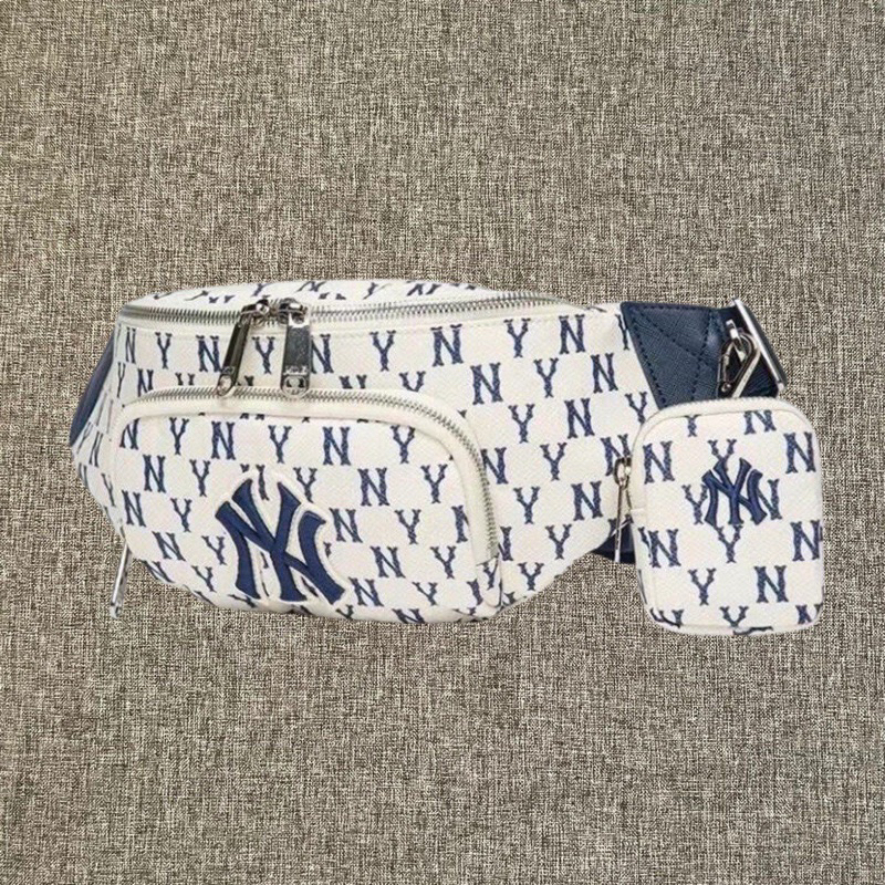 MLB Korea NY Yankees Monogram Waistbag White Original