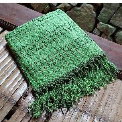 Kain tenun Baduy dengan motif SUATSONGKET ukuran 100x200cm warna ijo.hitam