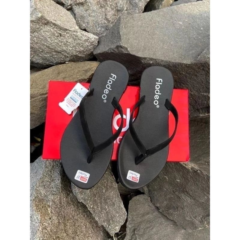 sandal fladeo wanita japit / sandal japit wanita kekinian / sandal jepit fladeo wanita