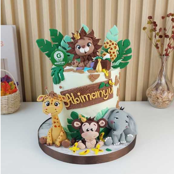 

CAKE TEMA ANIMALS UK 15CM DOUBLE CAKE / KUE ULANG TAHUN CUSTOME