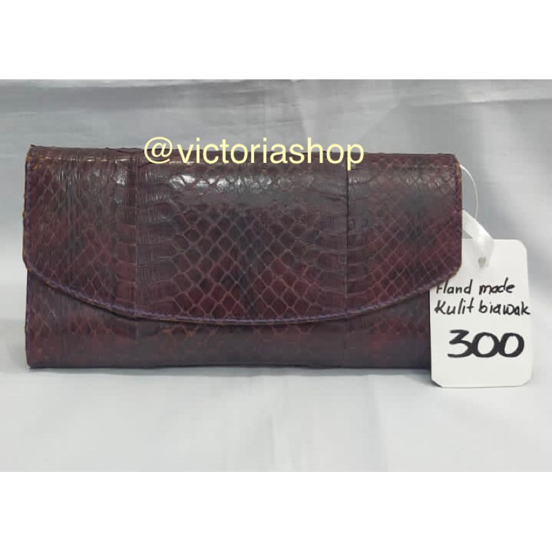 Preloved Dompet Handmade Lokal Wanita Ungu Kulit Ular Asli Besar