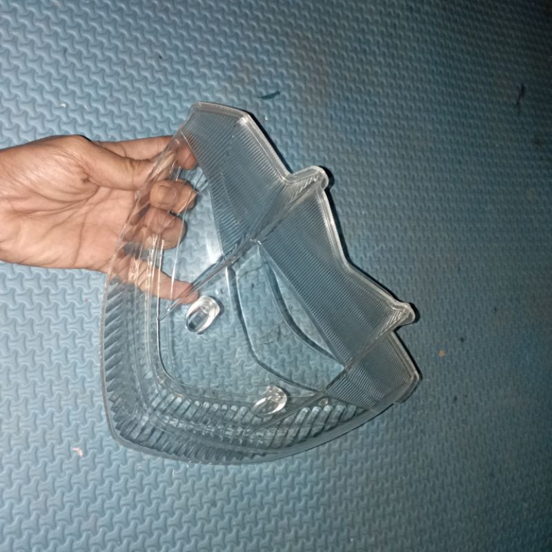 MIKA KACA LAMPU STOP YAMAHA VEGA RR