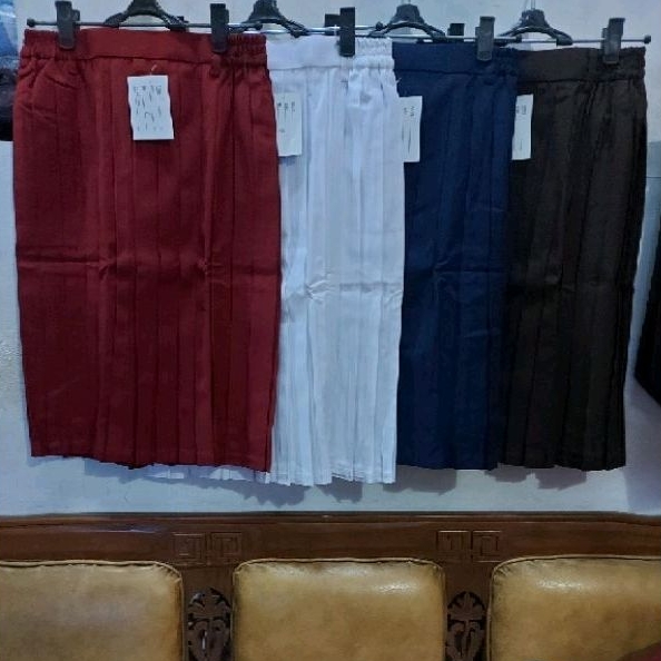 Rok Plisir Pendek Karet FMT Merah, Putih, Coklat, Biru Tua SMP 