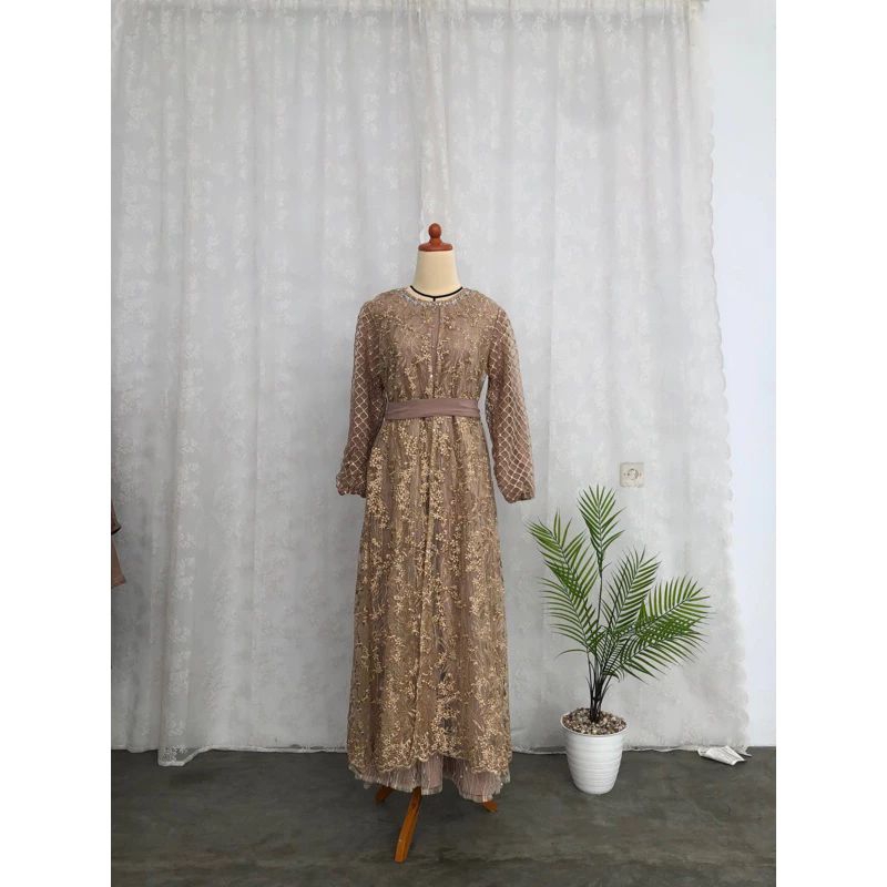 Baru Dress / gamis pesta brukat Dress amariylis by Lizahrani