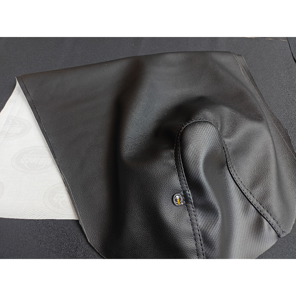 COVER KULIT SARUNG JOK VARIO 160 MBTECH JAHIT DEPAN - SARUNG JOK VARIO 160 MBTECH