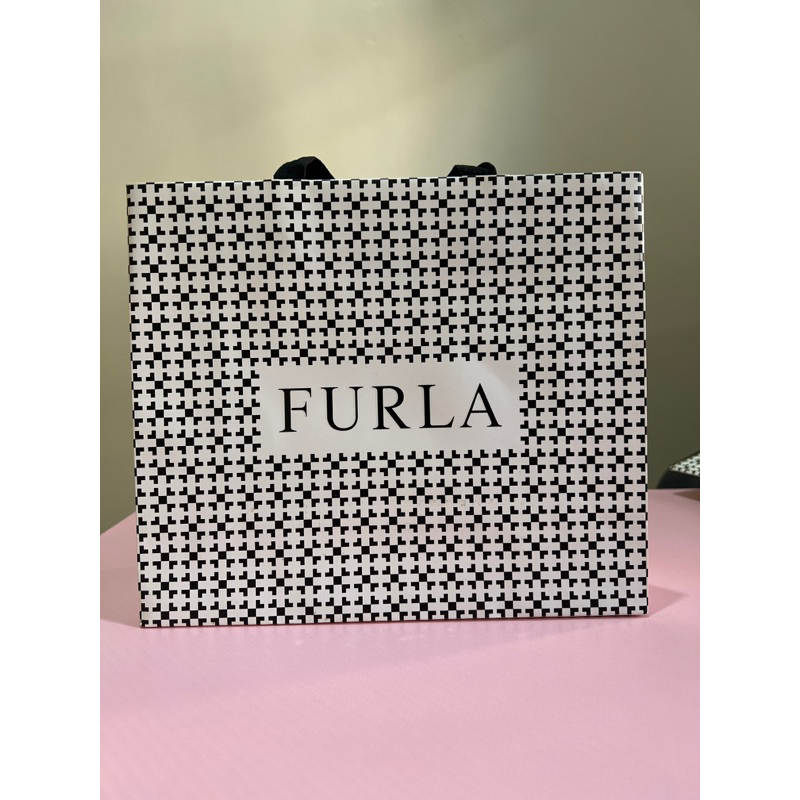 

Paper Bag Ori Furla 25x21x9