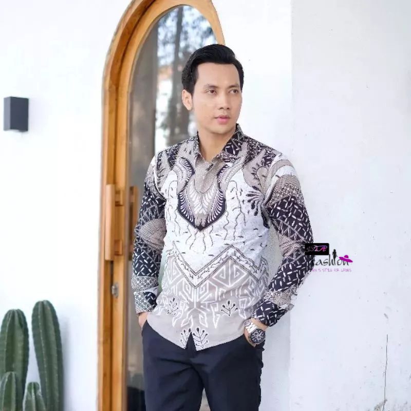 ALIMUKTI NYOKLAT -Kamaja Batik Motif ALIMUKTI NYOKLAT Full Furing Bahan Katun Alusan Solo