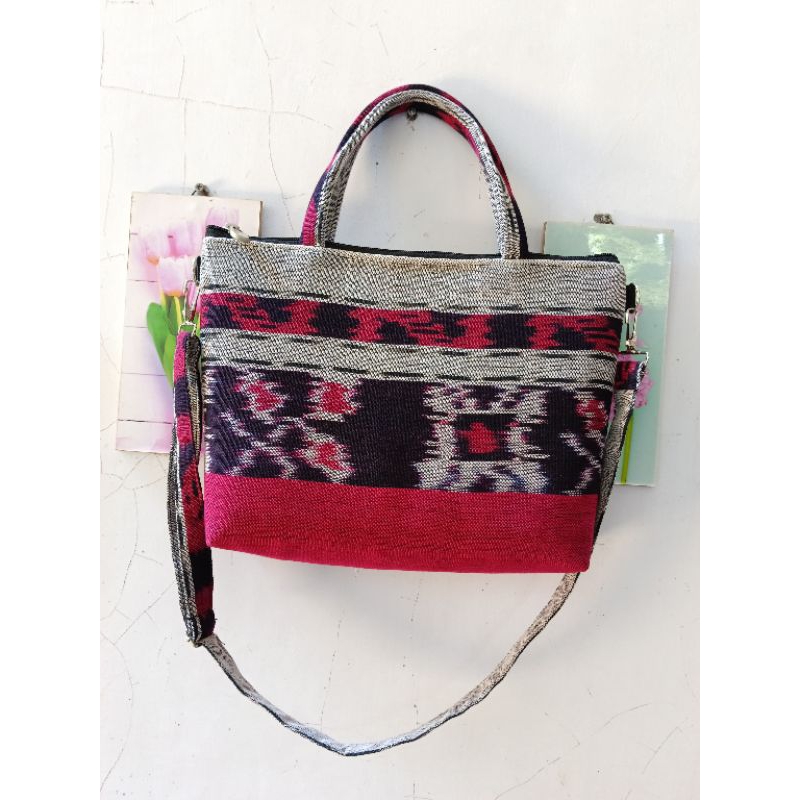 Tas slempang jinjing Tenun Troso Jepara